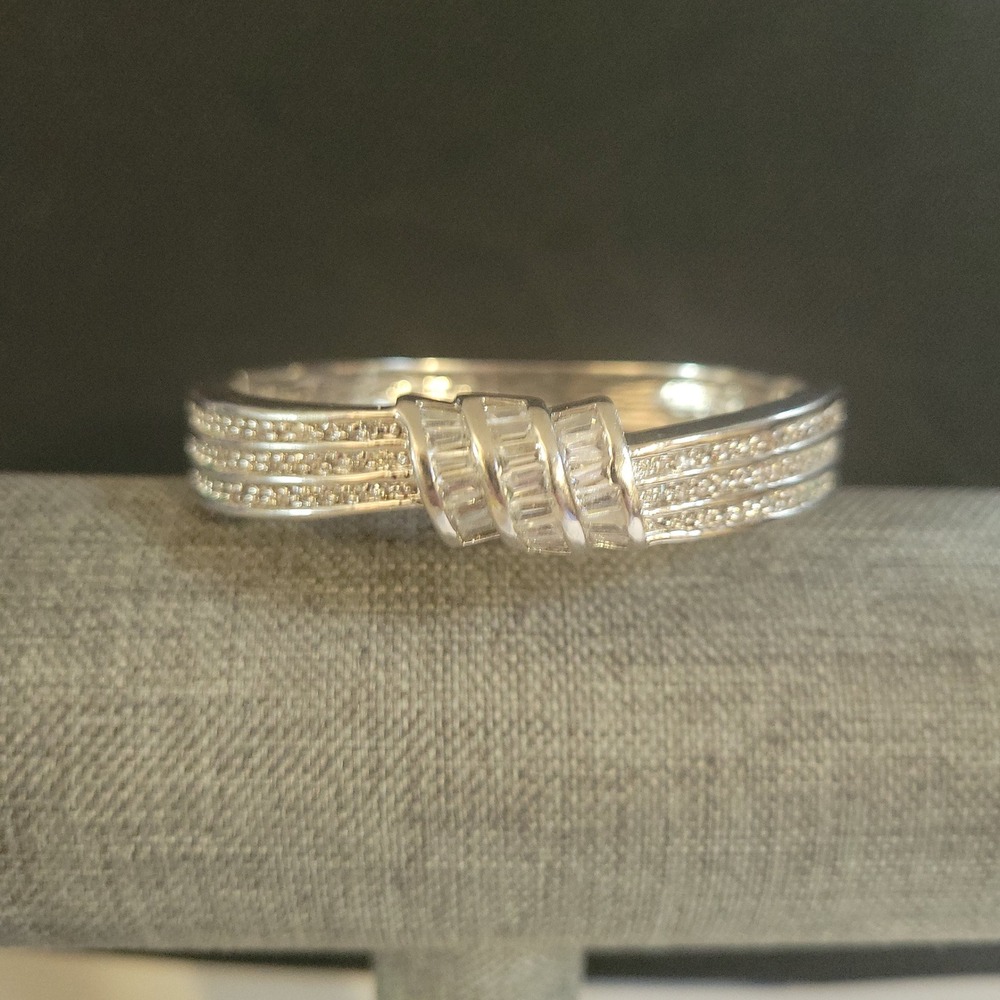 Silver Tone Baguette CZ Hinged Bangle Bracelet Size 7 Inch Old Money